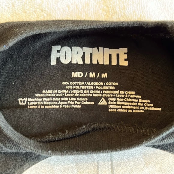 Boys Fortnite Long sleeve Tshirt Size M - Picture 4 of 10